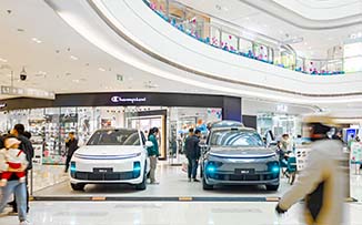 理想汽车  X  沈阳沈北吾悦广场  