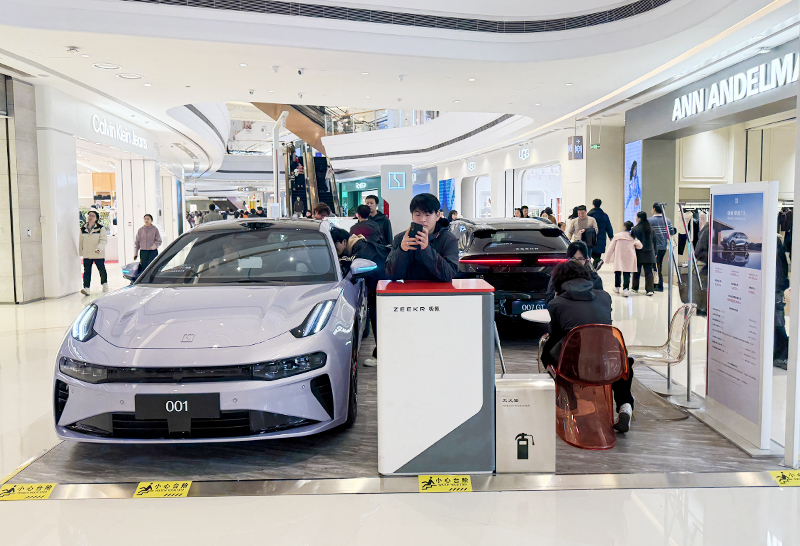 极氪汽车  X  龙湖杭州滨江天街  