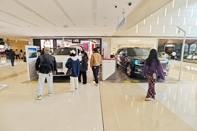 极氪汽车  X  成都万象城  