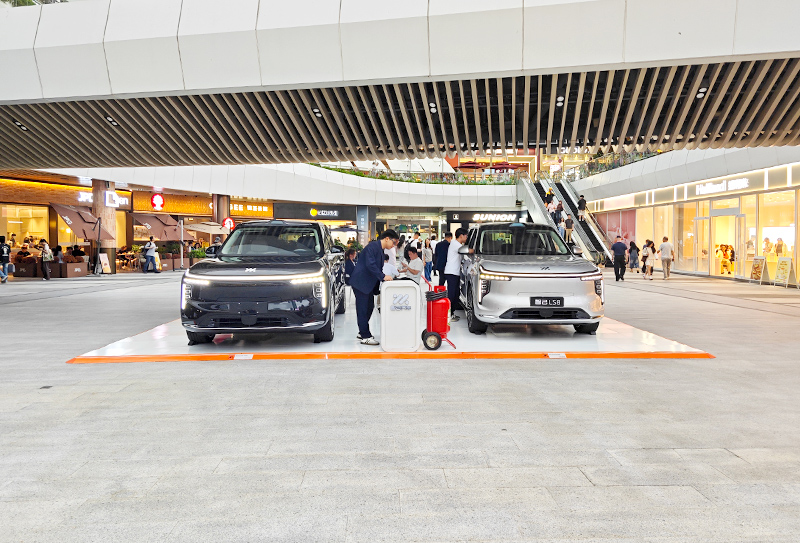 智己汽车  X  深圳福田星河COCO Park 